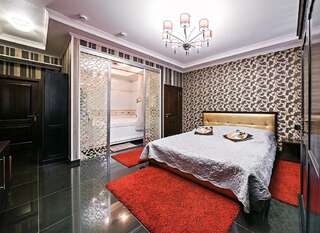 Гостиница City Hotel Брянск Двухместный номер Полулюкс с 1 кроватью и гидромассажной ванной-1