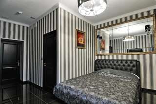 Гостиница City Hotel Брянск Стандартный номер с кроватью размера размера «king-size»-2
